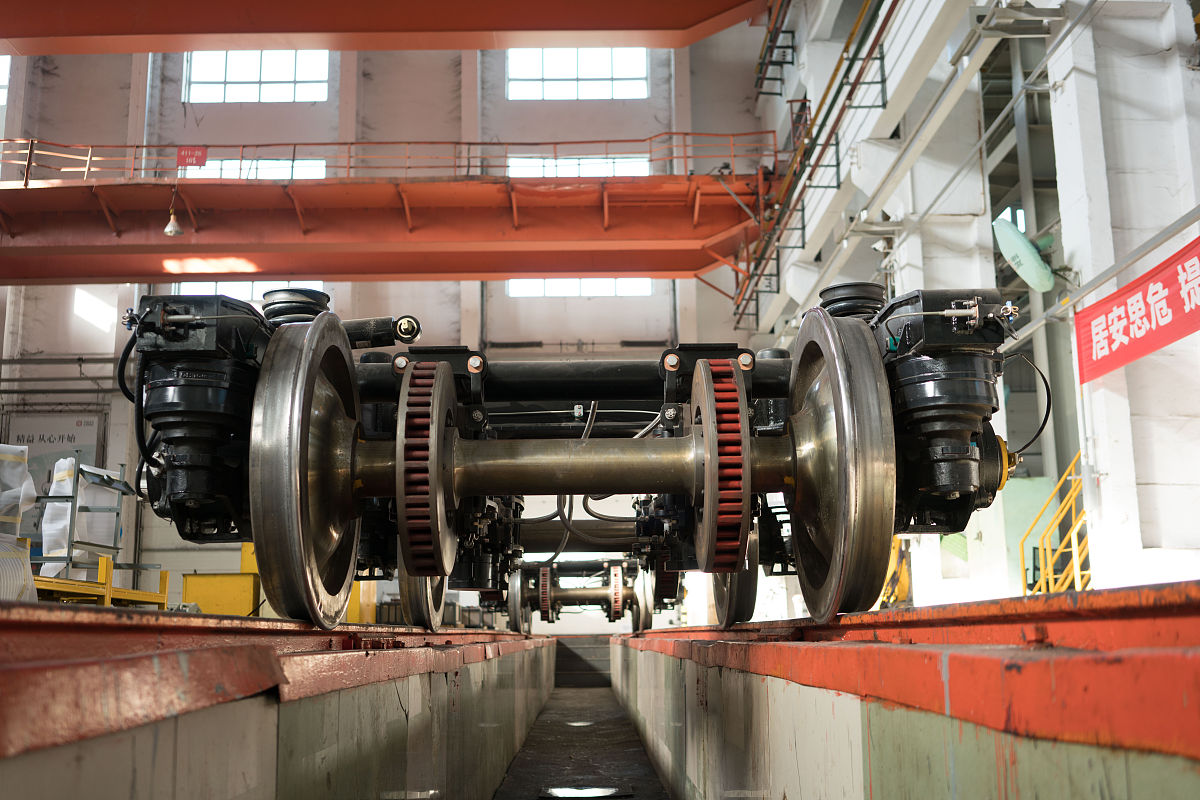 🚄电力机车通风大揭秘：离心式VS轴流式，谁是通风王者？