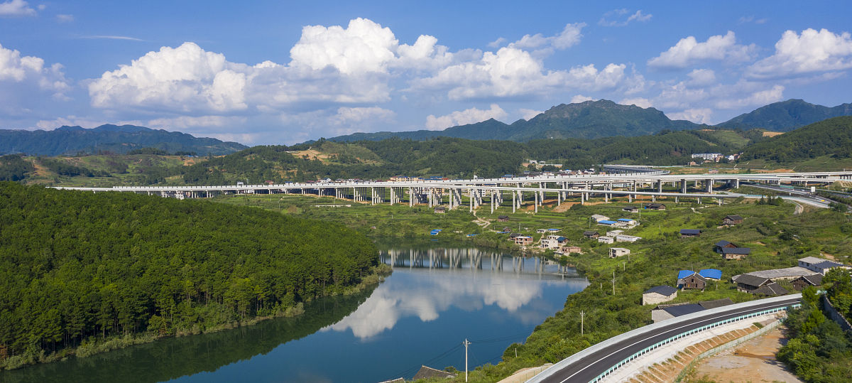 都匀中等职业技术学校2022年招生简章 - 报名时间,专业,学费 都匀中等职业技术学校2022年招生简章 - 报名时间,专业,学费