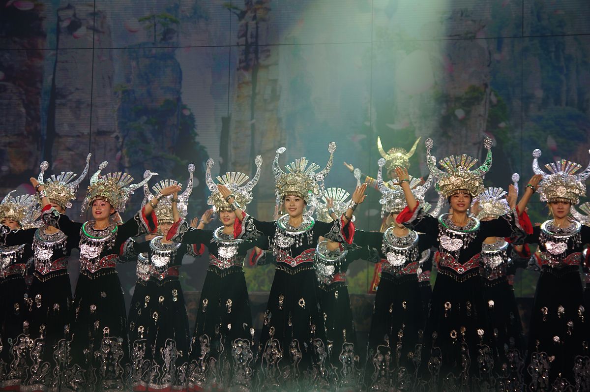 探秘湘西：解读张家界土家族非遗文化的推荐书籍