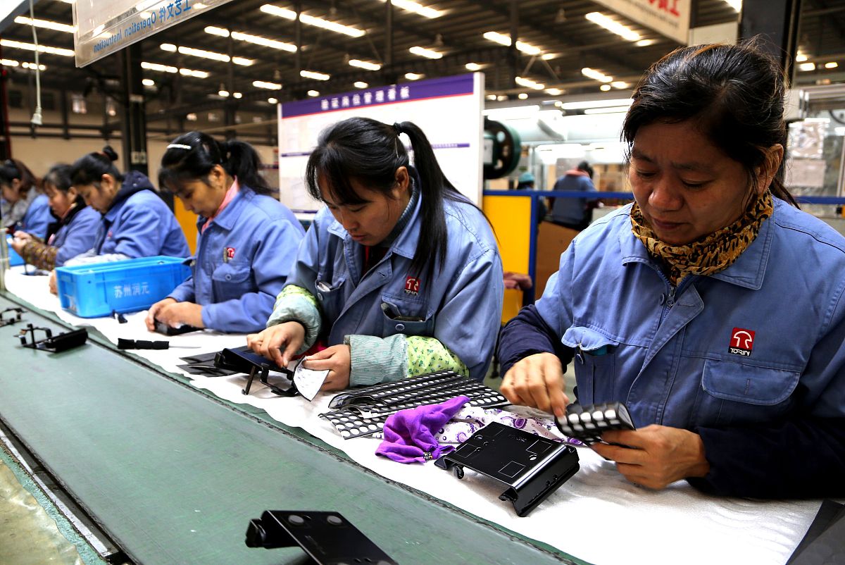 成都铁工校：中国高速铁路发展的重要基地