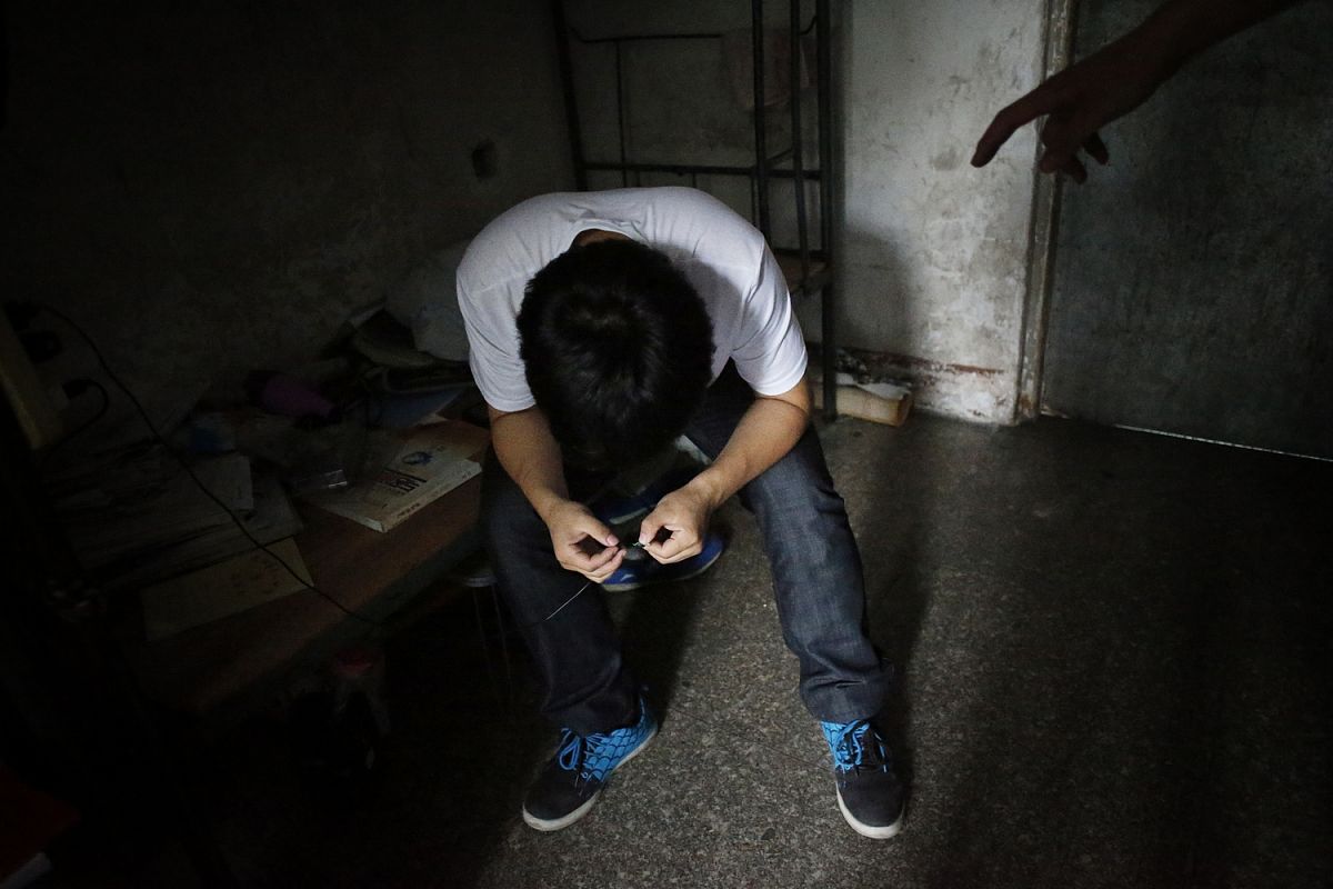 疯狂的宿管大叔