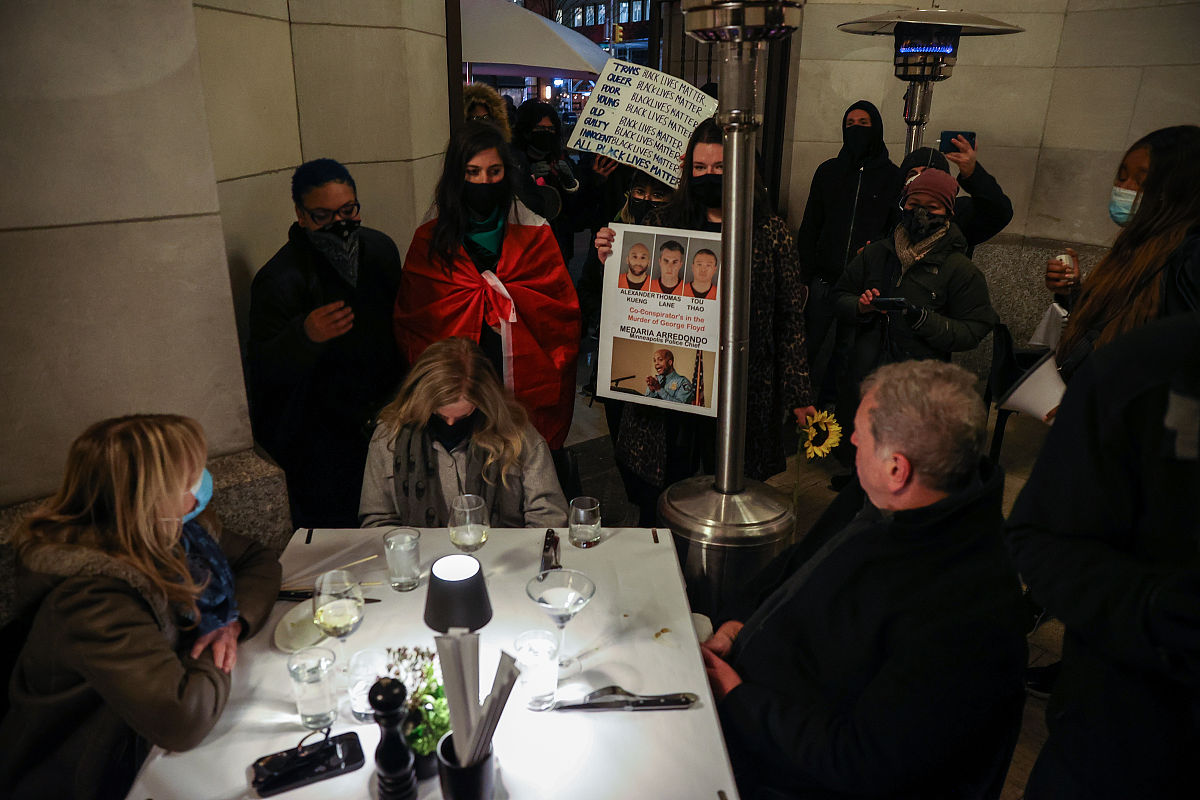 是否需要购买账户？我的需求还不强烈