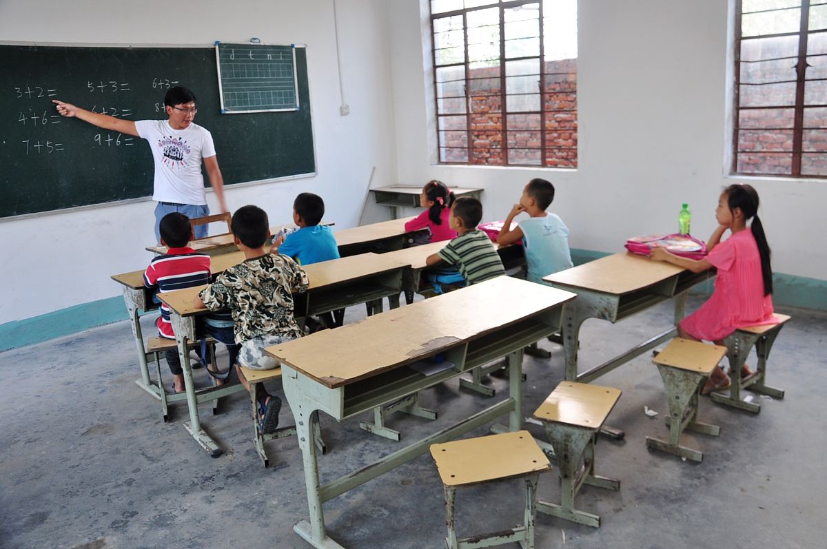 下乡支教成果：提升农村教育水平，促进学生全面发展