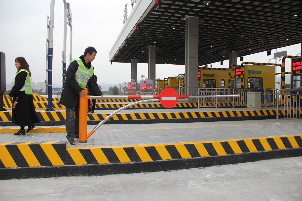 城南是往温岭方向吗帮我用200字详细描述