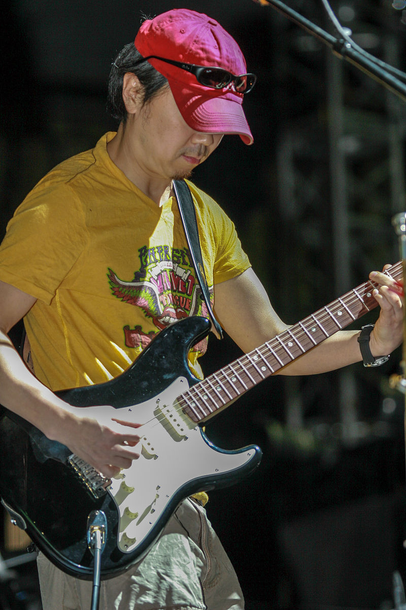2008年4月25日,四川成都,崔健在演唱会演出前夜进行彩排.崔健,1961年8