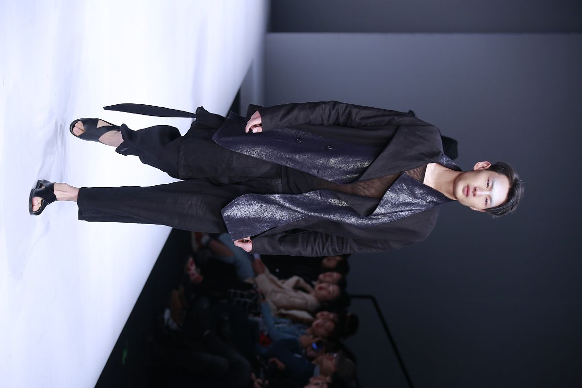 写一首关于鼓励学生的诗