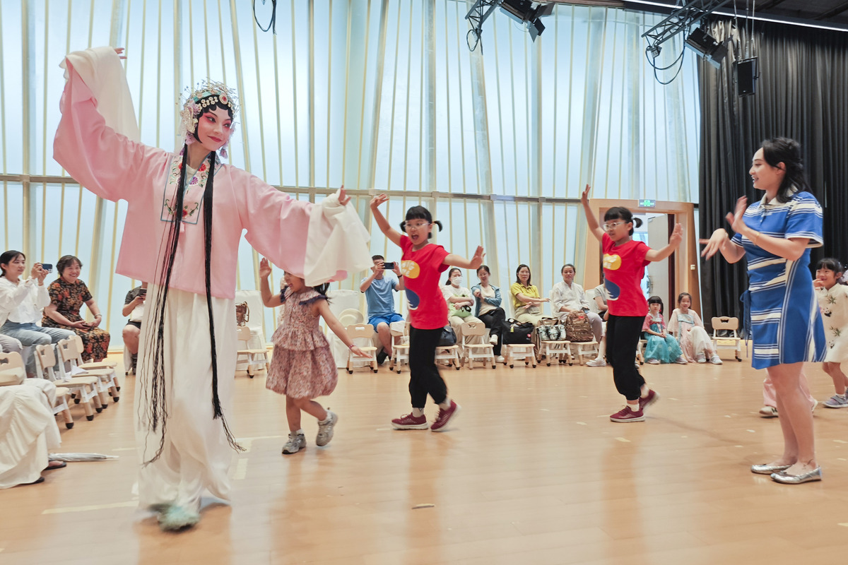 西安舞蹈职业学校戏曲表演专业：课程介绍和学习内容