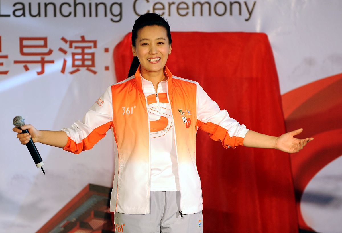 2010年3月16日,北京,中国2010年上海世博会志愿者主题歌《世界》mv开