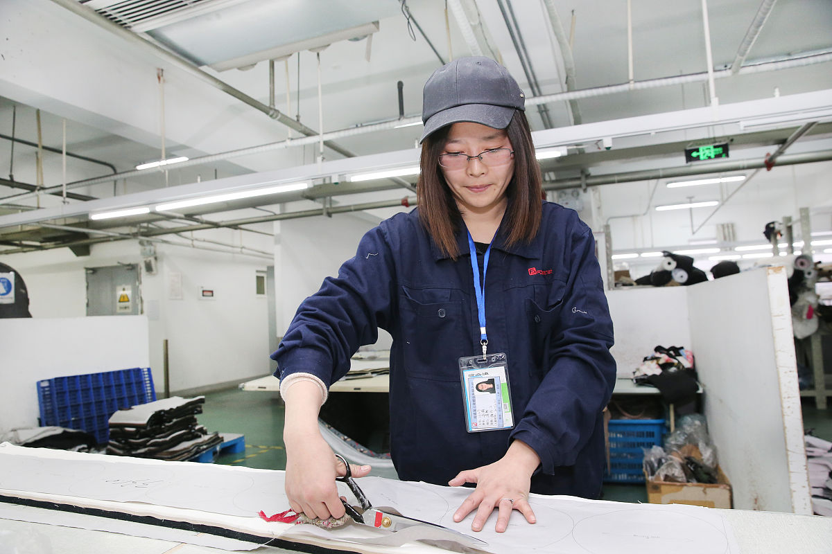 四川省什邡市职业中专学校服装制作与生产管理专业涉及哪些课程