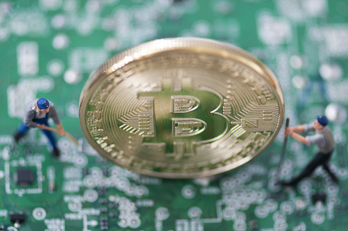 我喜欢查尔斯和卡尔达诺。我有一个诚实的问题因为我不了解动态。ADA 的价值如何上升与市场无关？我确定这已经得到解答但每当我询问互联网时我都找不到答案。