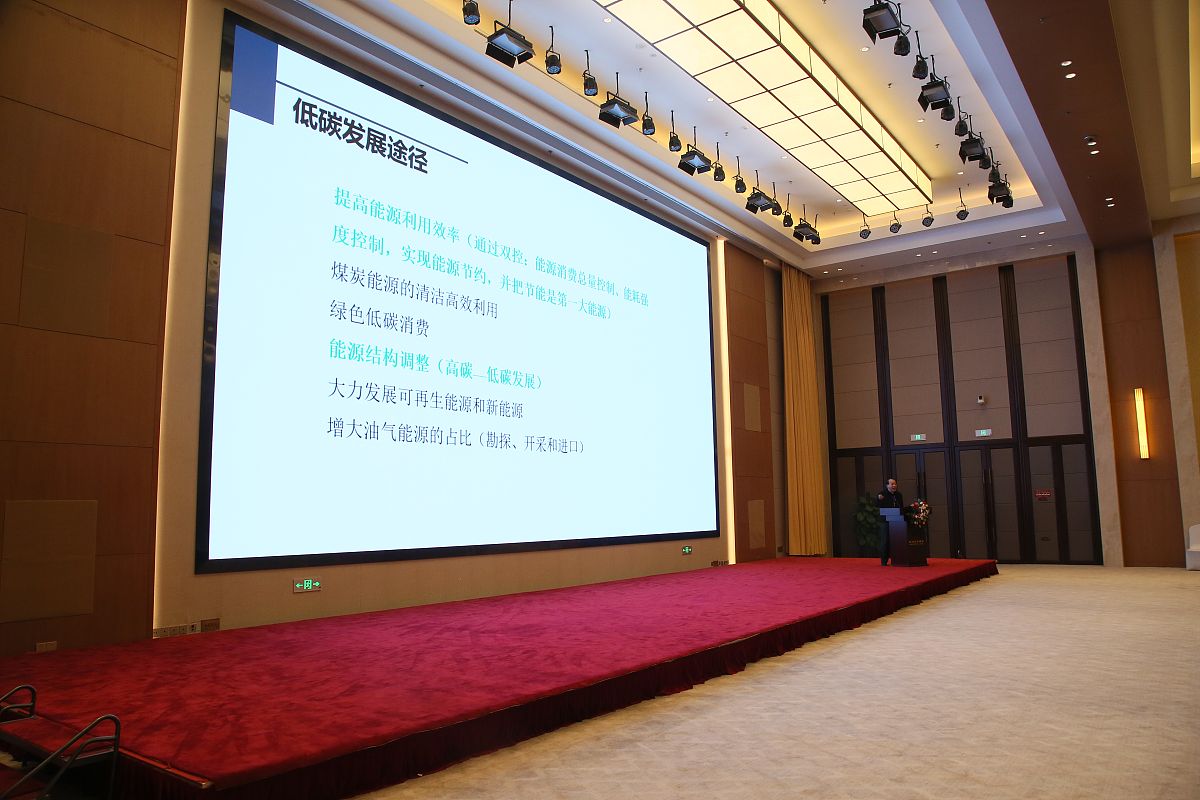 石家庄新铁轨道交通中专学校 -  培养高素质轨道交通人才摇篮