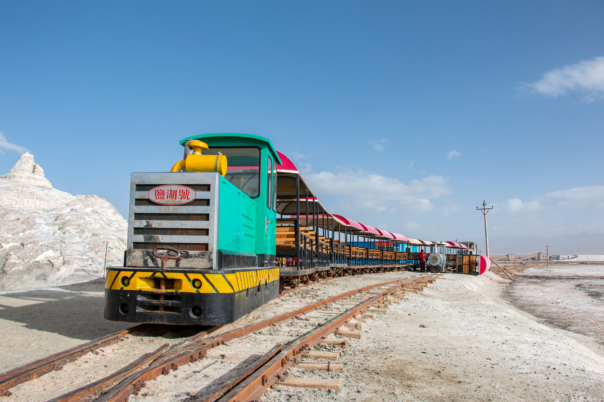 新疆南疆铁路老线恢复客运:希望与挑战 新疆南疆铁路老线恢复客运:希望与挑战