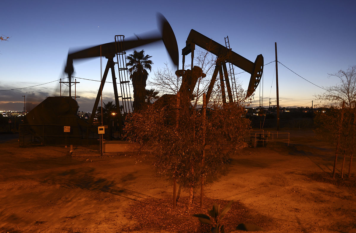 抽油机井机采效率详解：影响因素、提高方法及意义 - 1000字专业解读