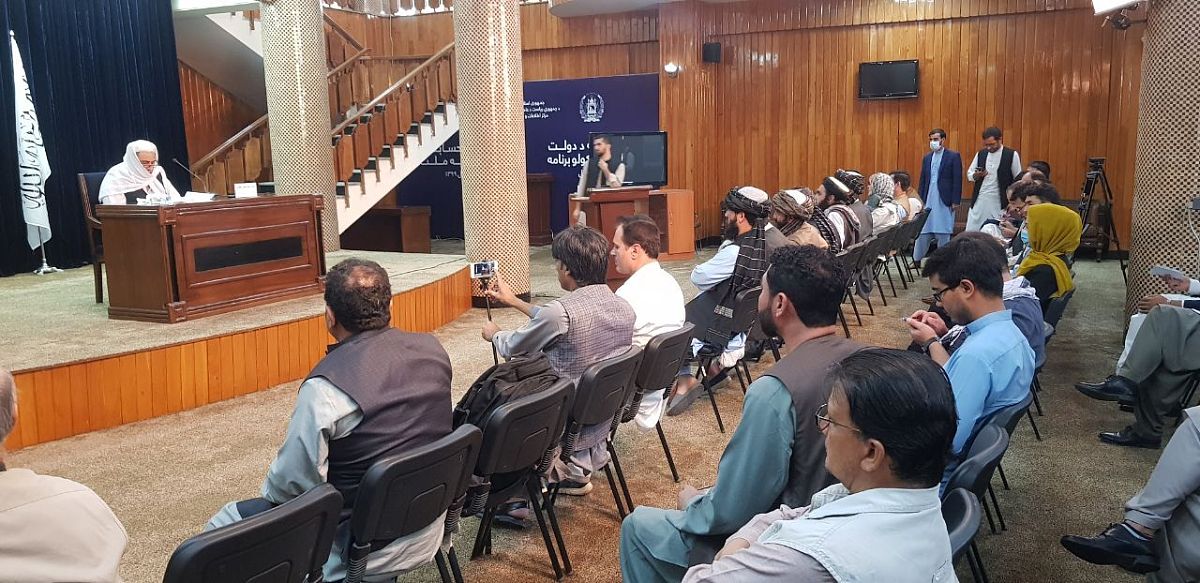 研究生培养中期考核个人总结：学术成就、研究计划与未来发展