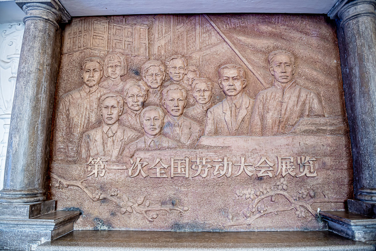 谈一谈如何学习西南联大精神中坚定的爱国主义和奋发的进取精神做好本职工作