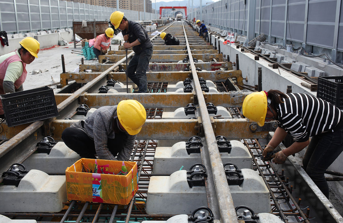 2021年成都市铁路学校怎么报名