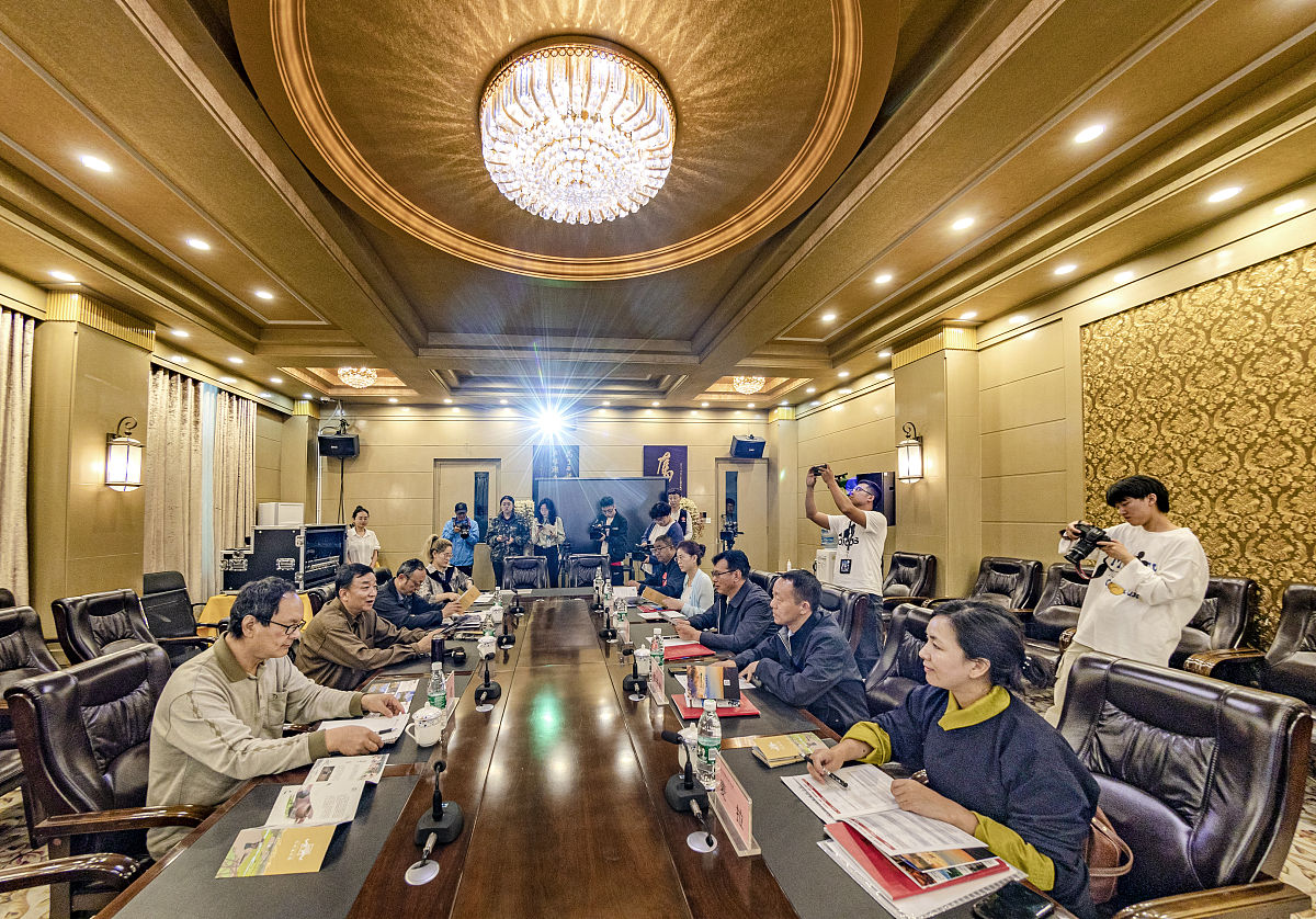 成都华商理工职业学校旅游服务与管理酒店服务与管理专业