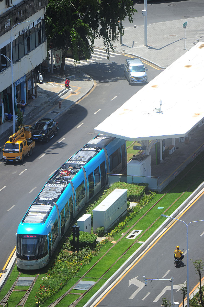 轻轨行业发展迅速的原因分析