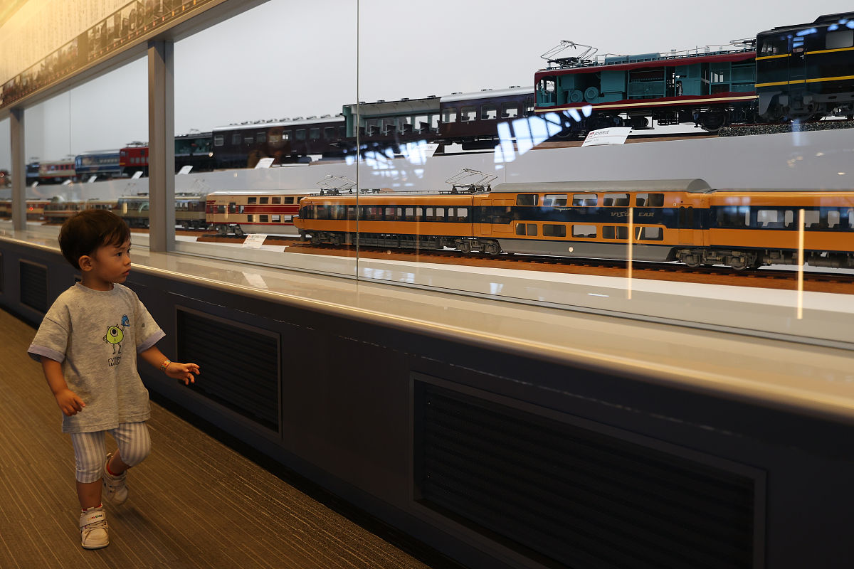 Ritz-Carlton Shanghai Pudong: Enhancing Staff Skills for Exceptional Guest Service