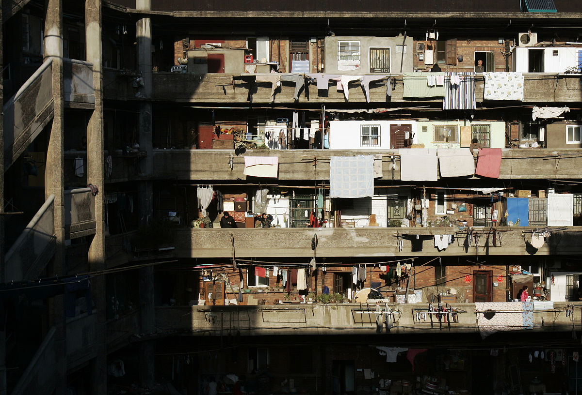 2009年1月12日,上海,隆昌公寓系文物保护建筑,地处上海杨浦区隆昌路36