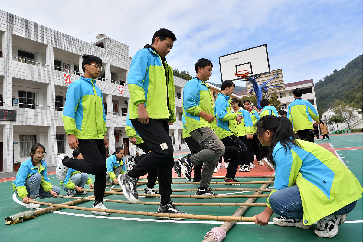 湖北省医药学校2023年招生简章 | 优质医药人才培养基地