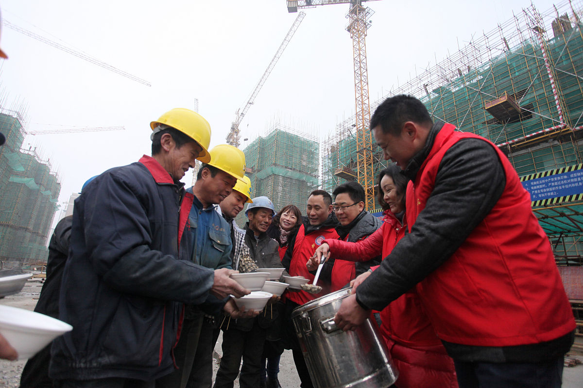 暑期社会实践报告：工地见闻与感悟