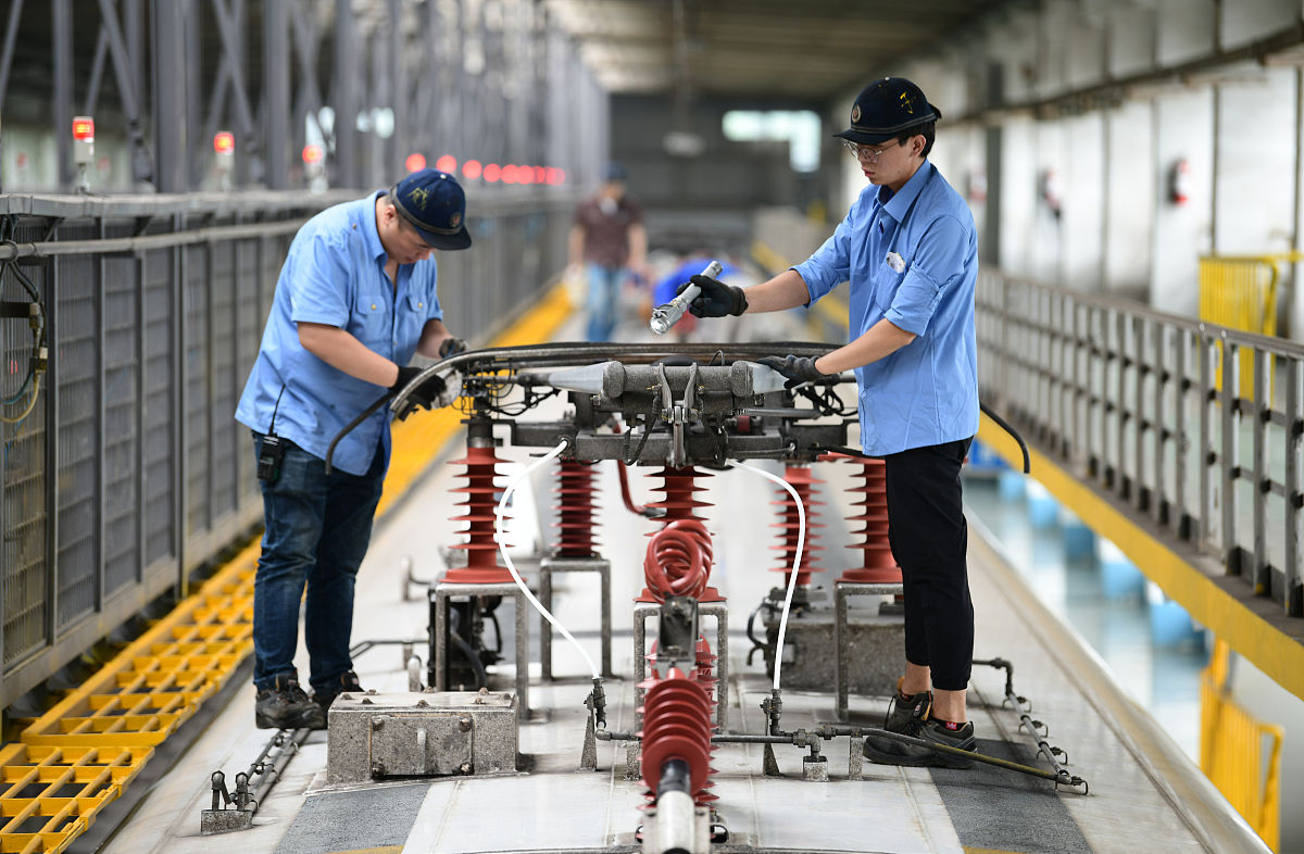 南昌高铁学校电力机车运用与检修五年制怎么样？招生条件有哪些