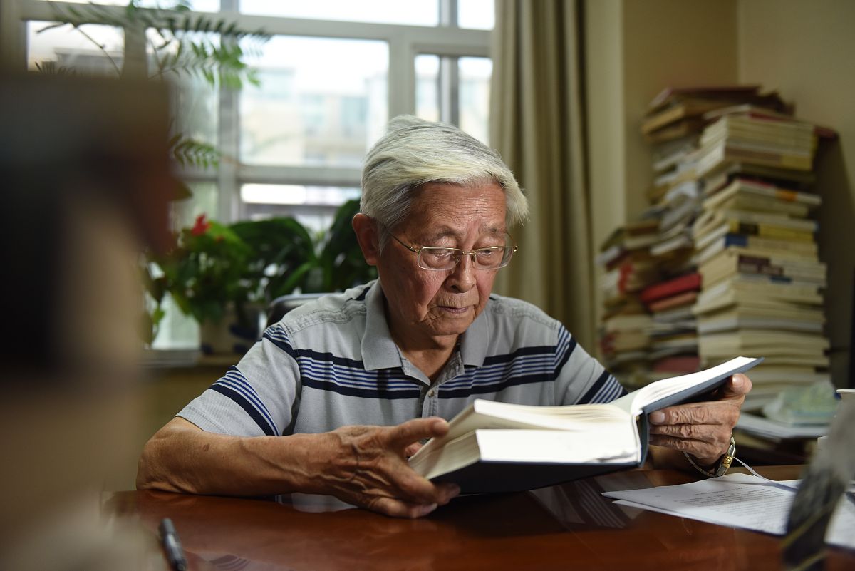 用了一小段话概括恩格斯是怎么样的人