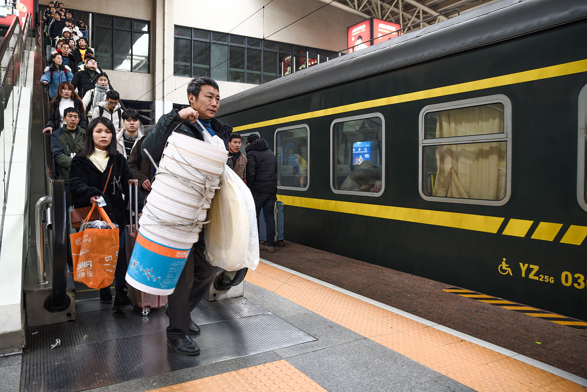 K396、K1178、Z180次列车滞留旅客安全疏运完毕