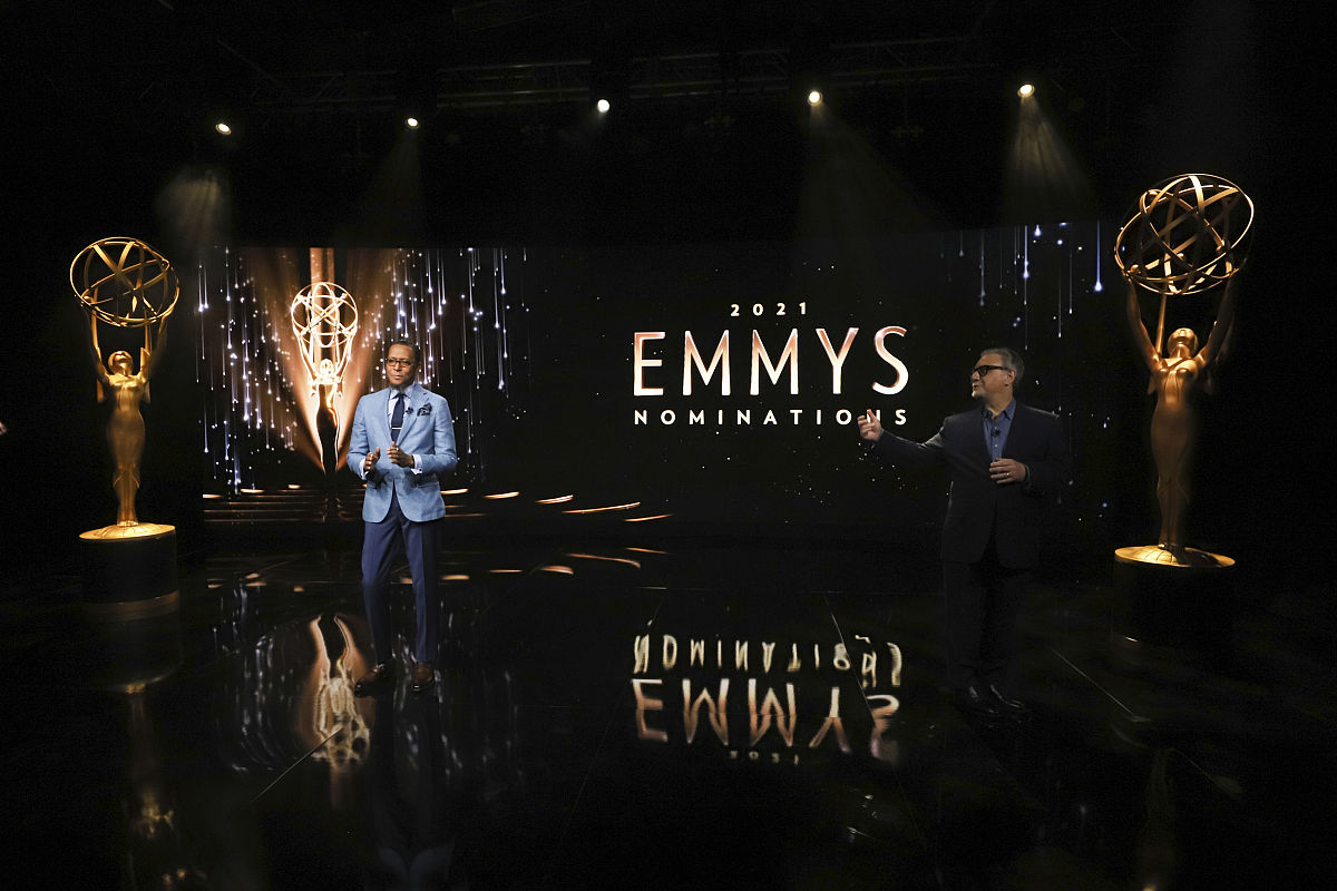 格莱美 vs VMA：哪个奖项含金量更高？