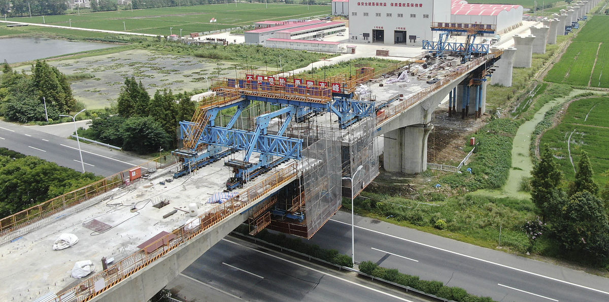 成都铁路工程学校道路与桥梁工程施工专业前景分析：就业、发展与未来趋势
