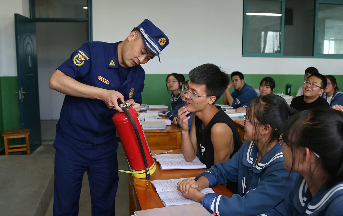 西安海华技工学校消防工程与专职消防员专业前景：未来发展趋势与职业规划