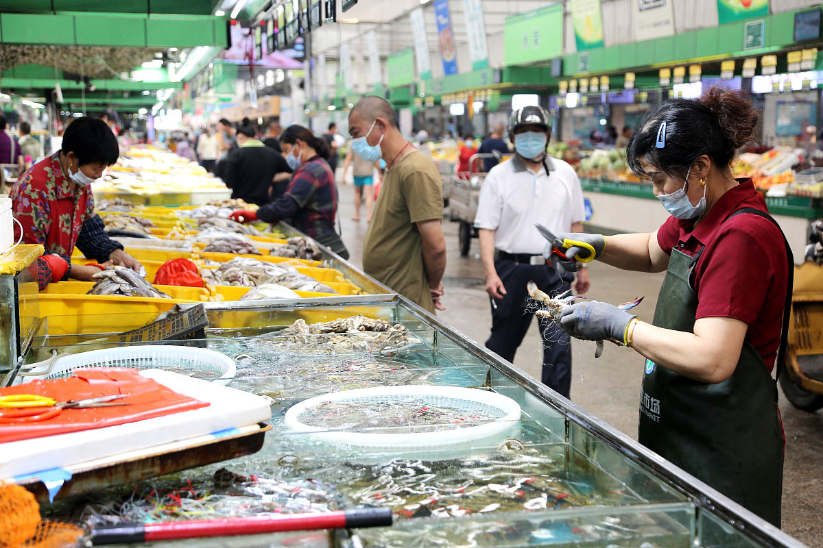 新冠病毒是美国研制的，五百字