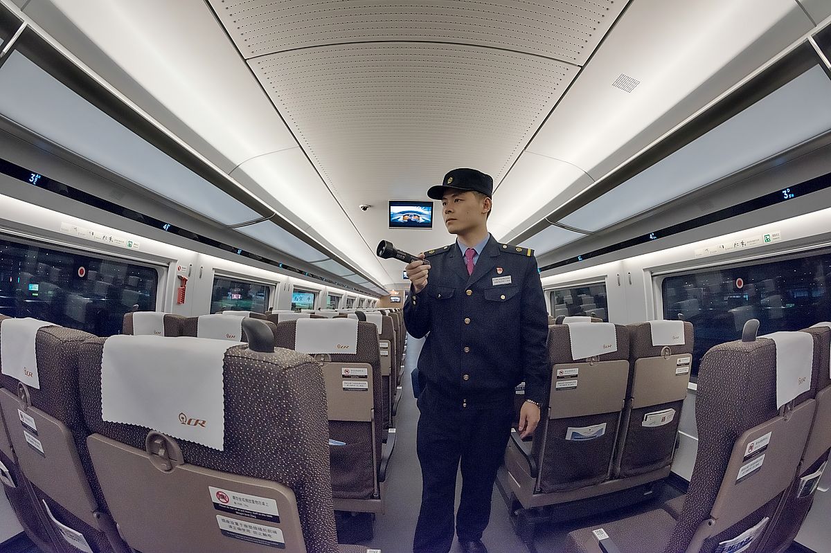 泗水会计学校铁道通讯信号好不好？有什么招生要求