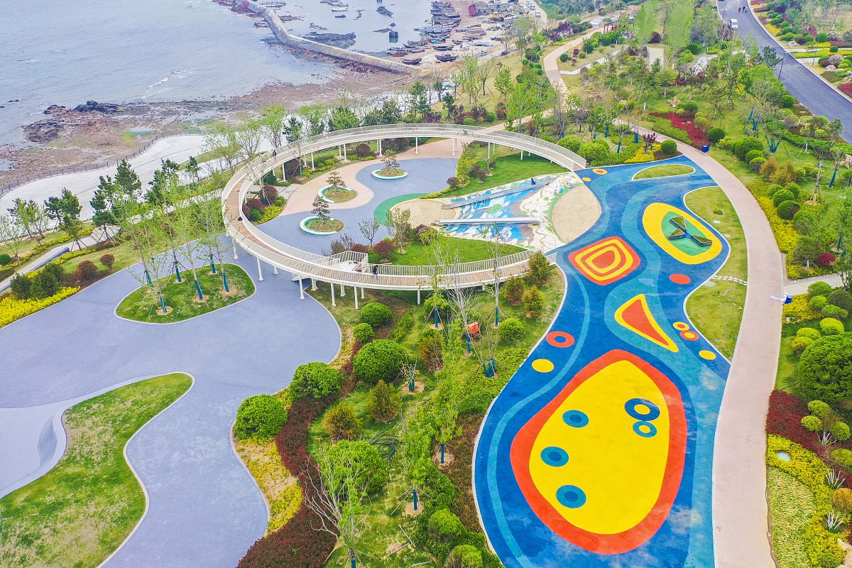 城市户外场所：公园、广场、滨海区域等