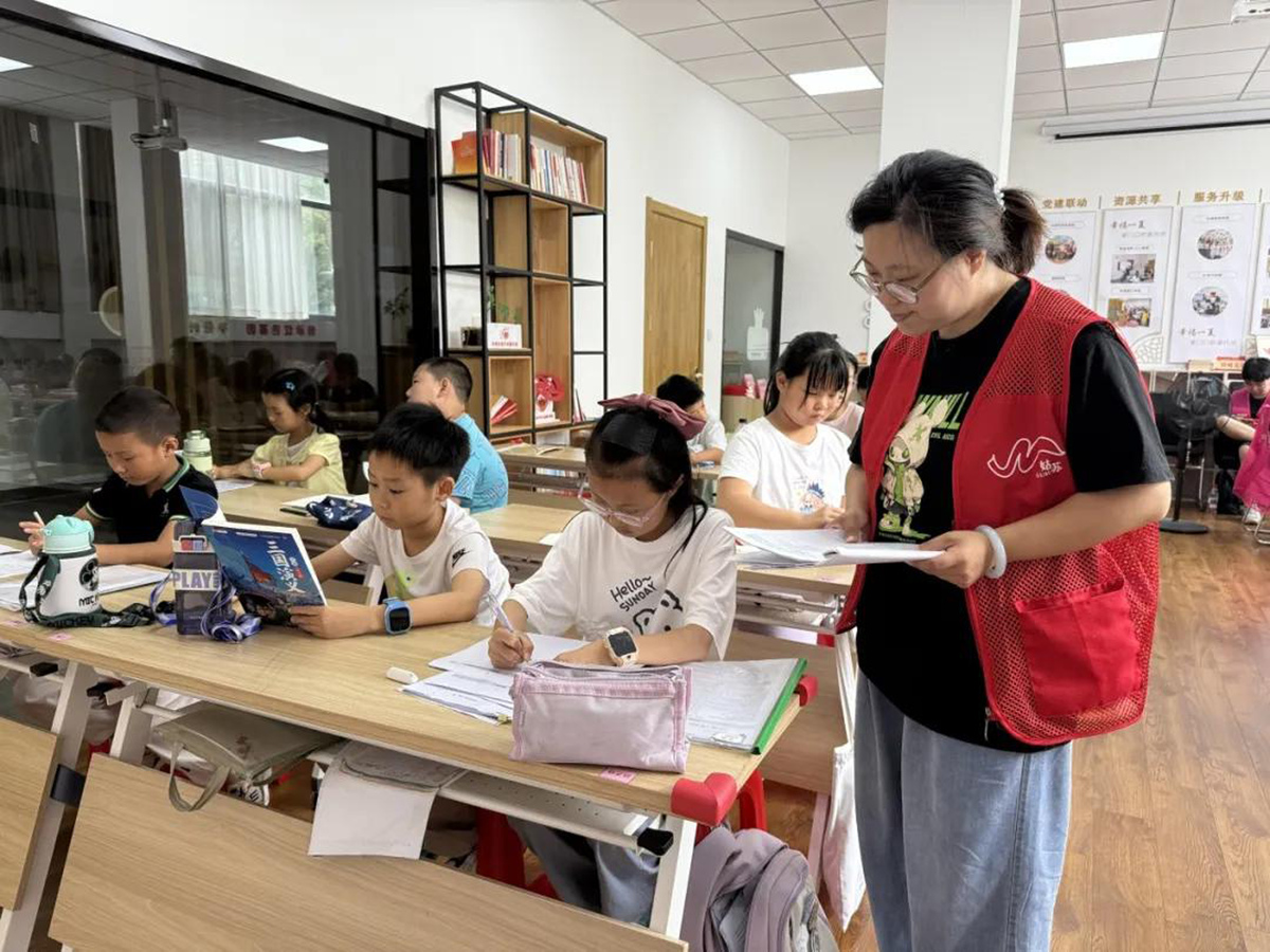 村社区与家庭的合作机制与留守儿童保护研究