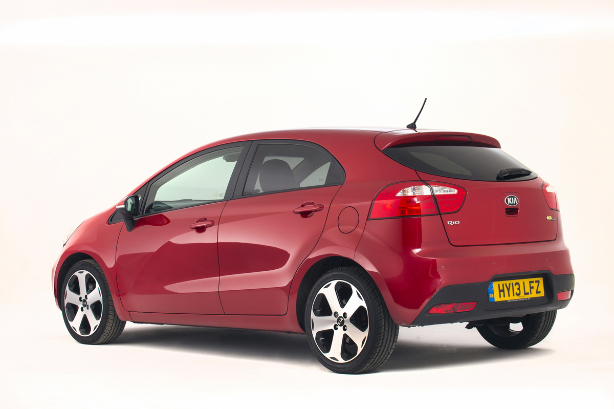 2006年欧宝雅特：紧凑型轿车，时尚动感，科技领先