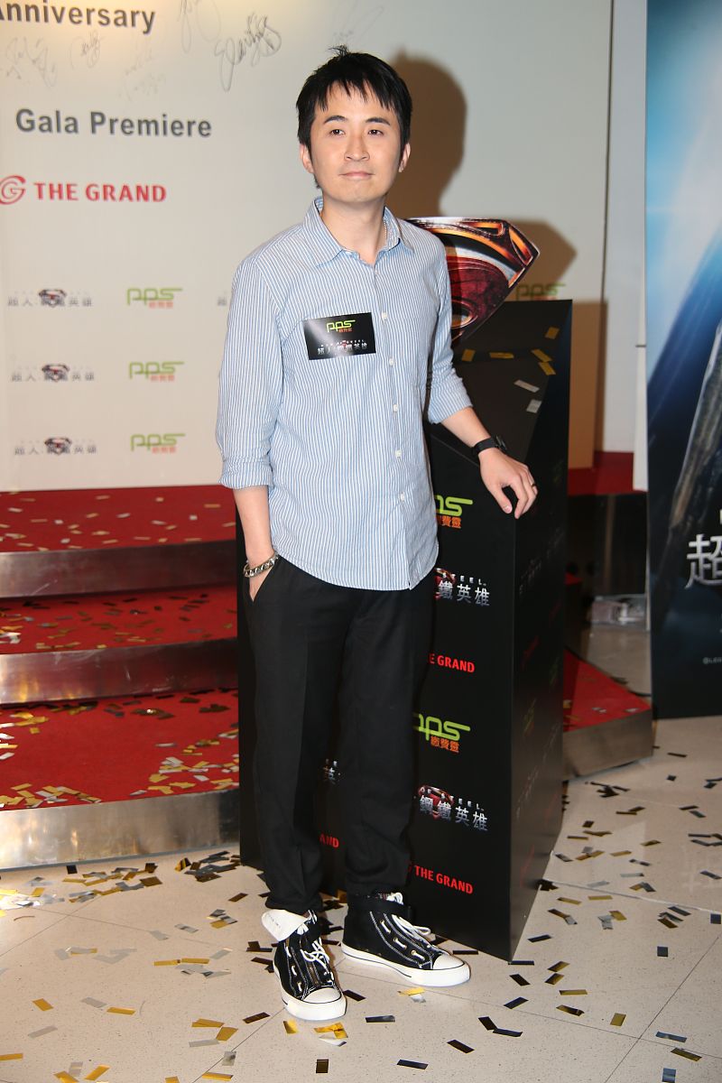 超人失去控制！新力量失灵，英雄们纷纷坠落