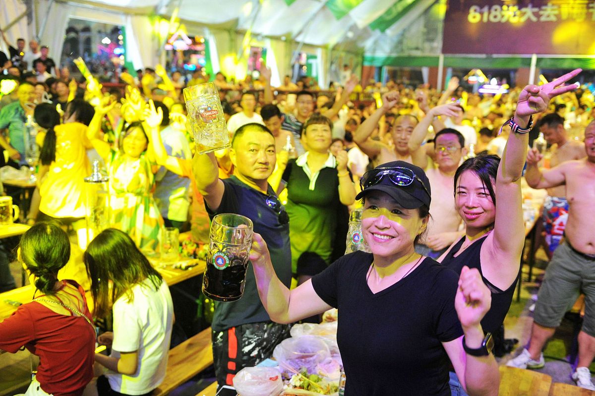 青岛啤酒夏日策划案