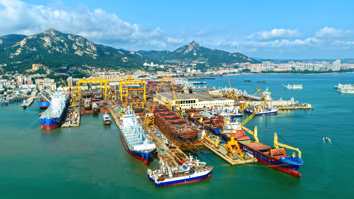 青岛市经济发展水平：制造业、海洋经济和服务业驱动增长