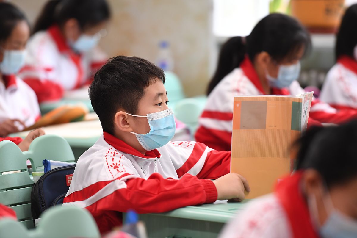 山东菏泽小学开学推迟