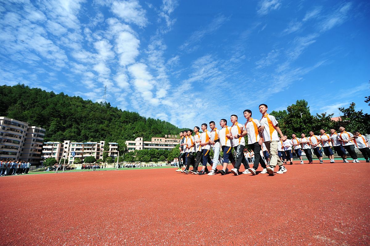 重庆酉阳民族师范学校2023年招生专业：少数民族语言文学、文化遗产保护等