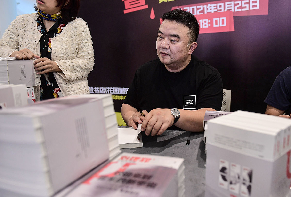 失踪的女友：一个悬疑小故事