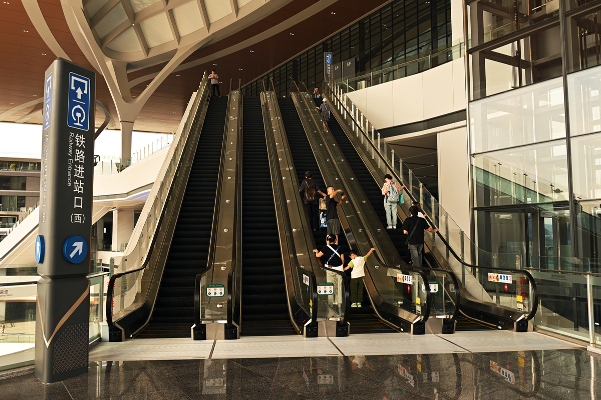 机场终端区进离场的英文