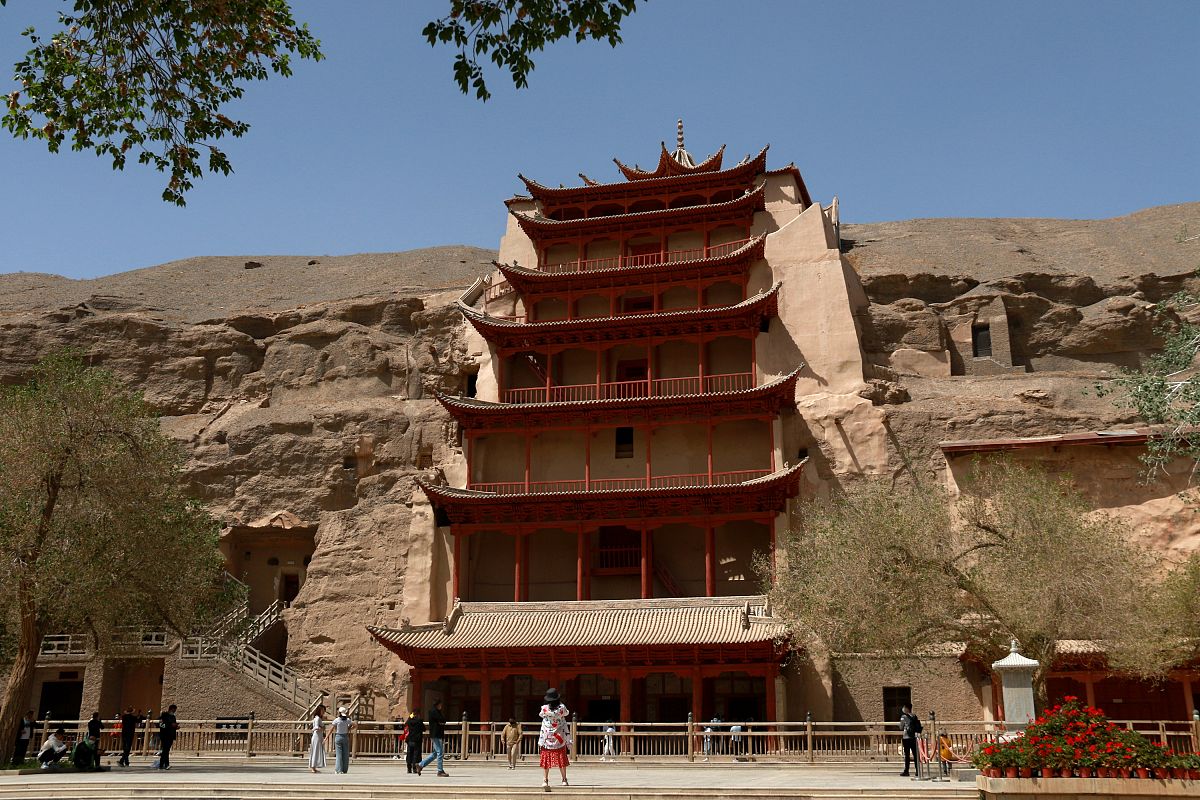 敦煌莫高窟：西部地区最早开发的旅游景点