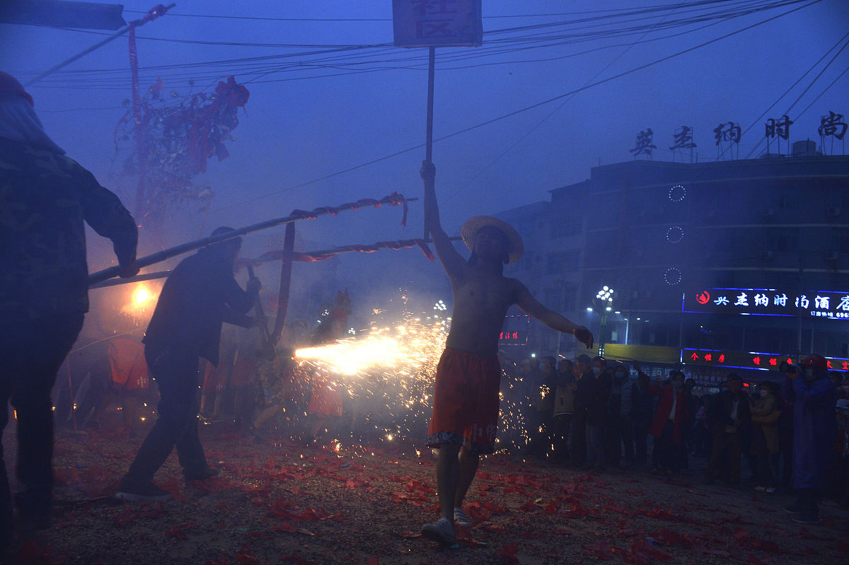 贵州铜仁起重设备安装工程专业承包二级资质办理及转让指南