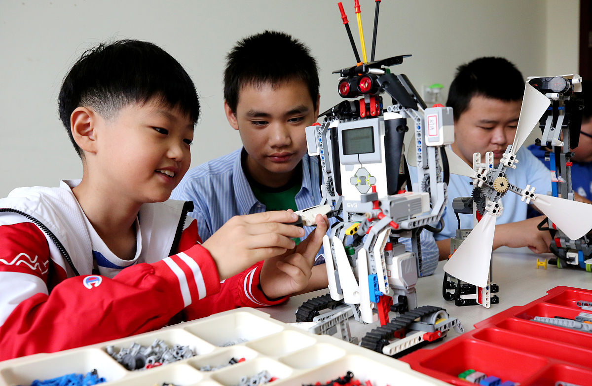 机器人编程科普活动：意义、亮点与价值