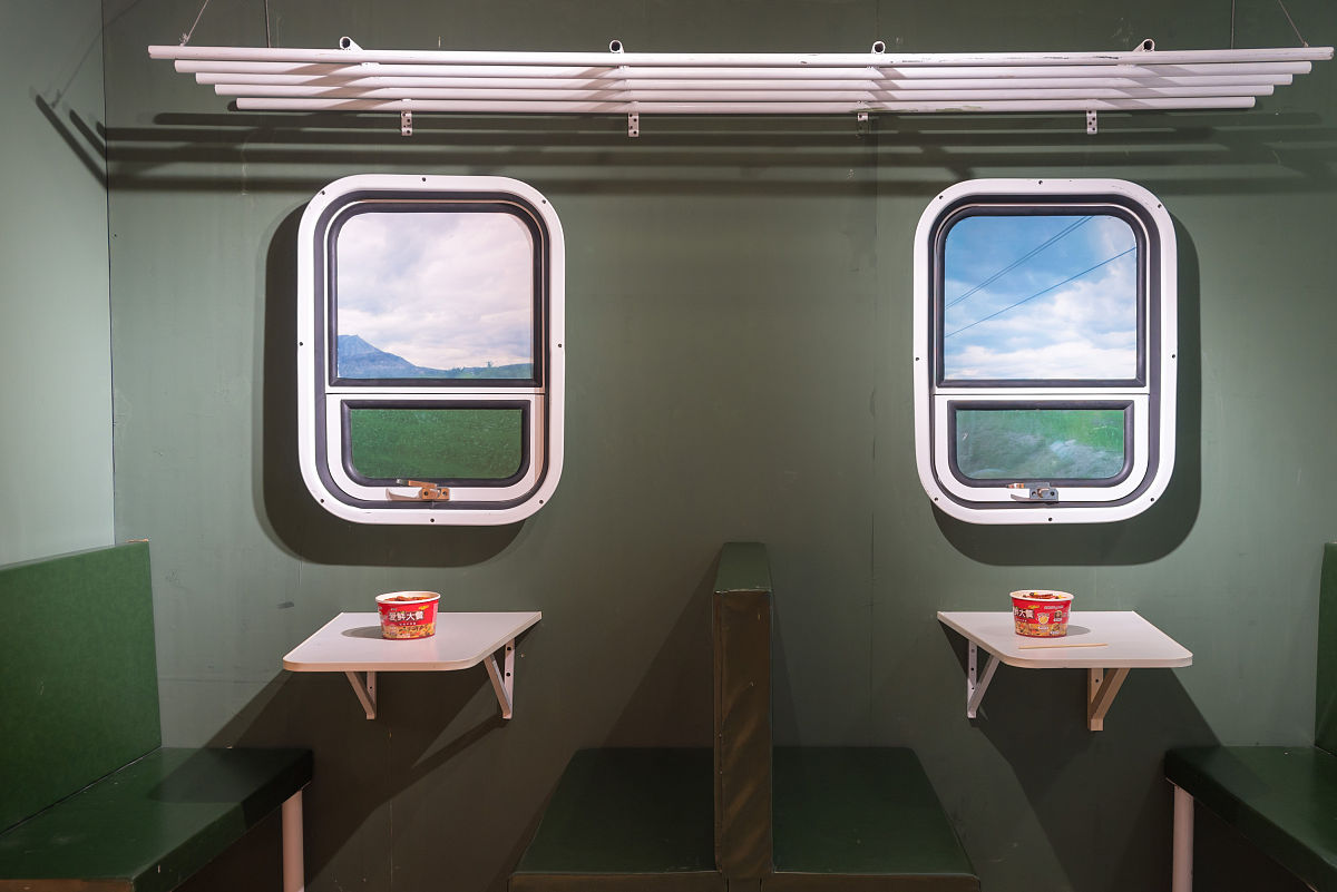 2019年5月31日,上海,"孤独的泡面"展2.0版本31日起登陆南京东路永安百