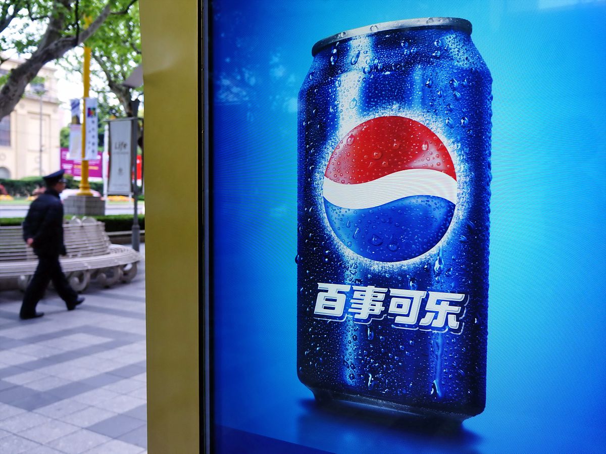 可口可乐 vs 百事可乐：品牌形象胜过味道？