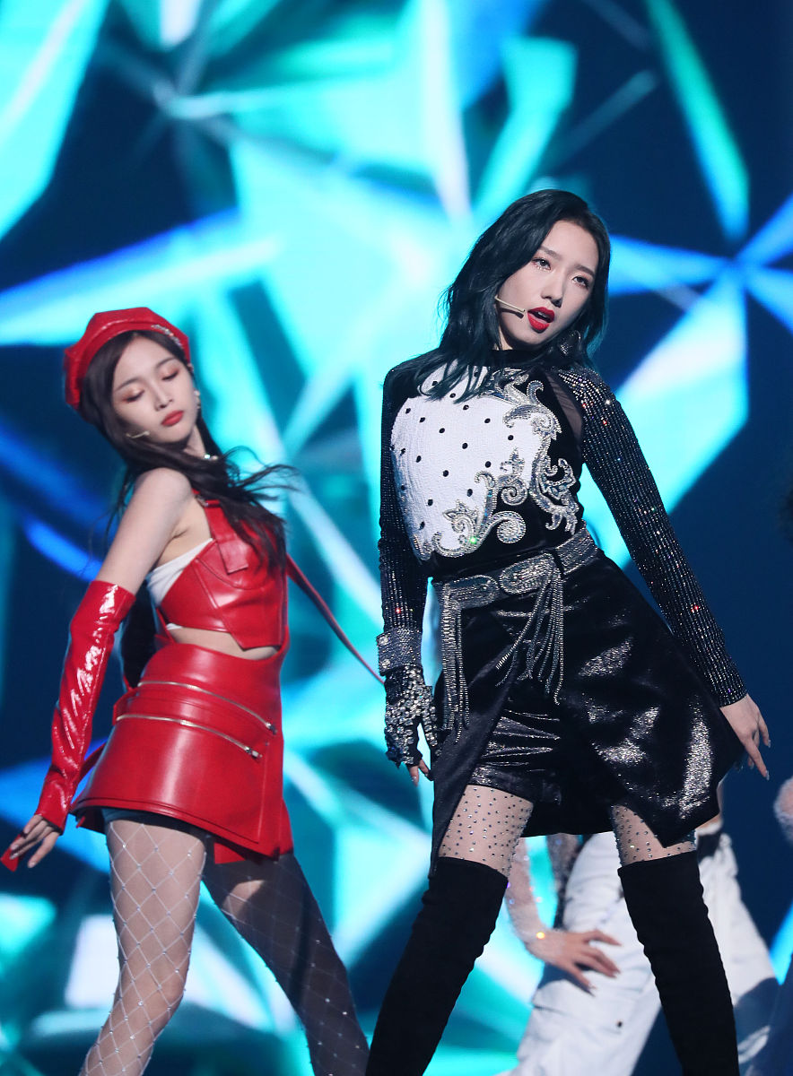 孟美岐个人资料介绍：从音乐到演艺，全方位解析人气偶像